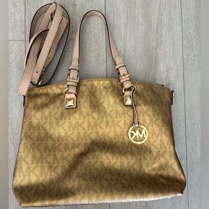 Michael Kors gold monogram tote bag - Authentic